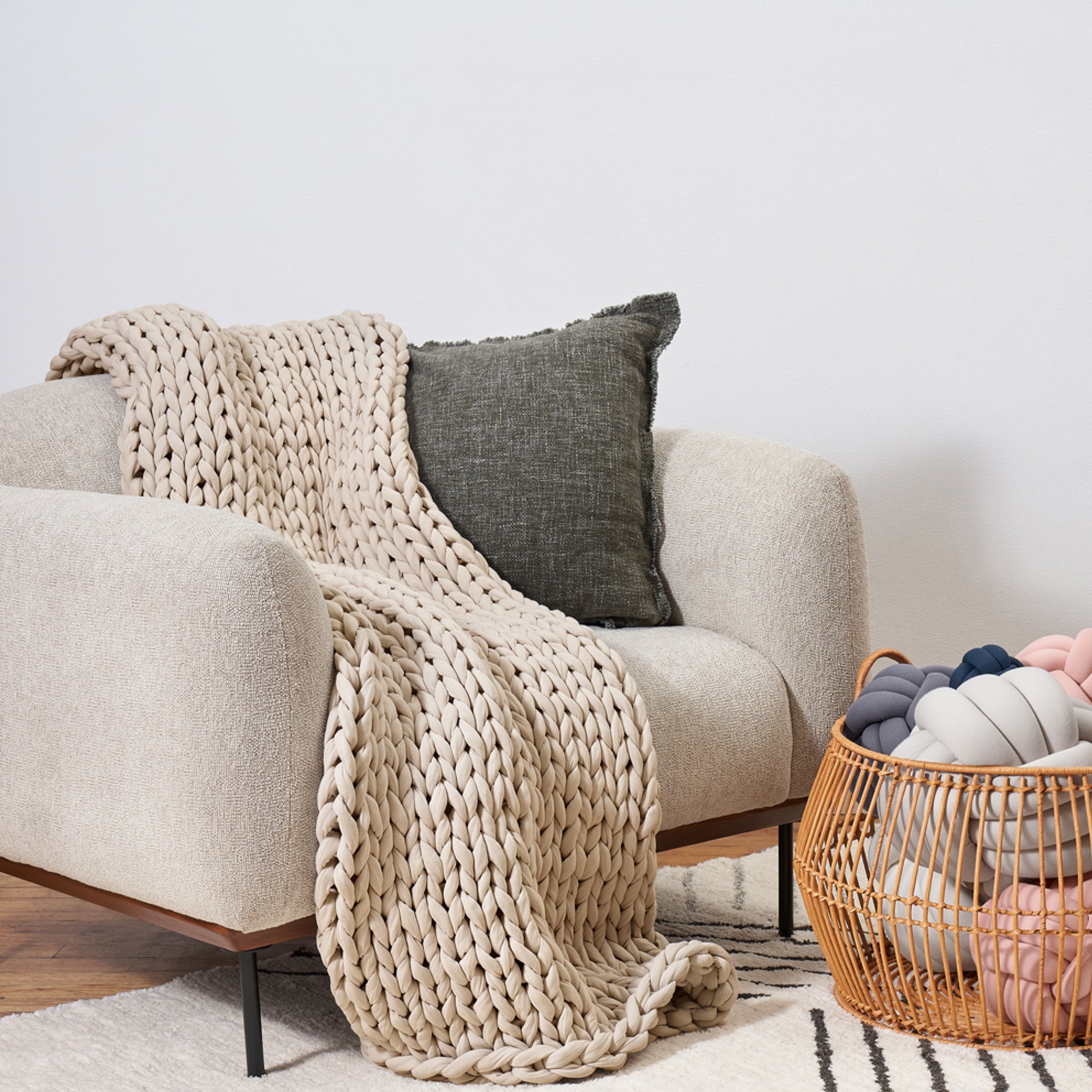Elevate Your Home Decor with a Casual Pillow Arrangement