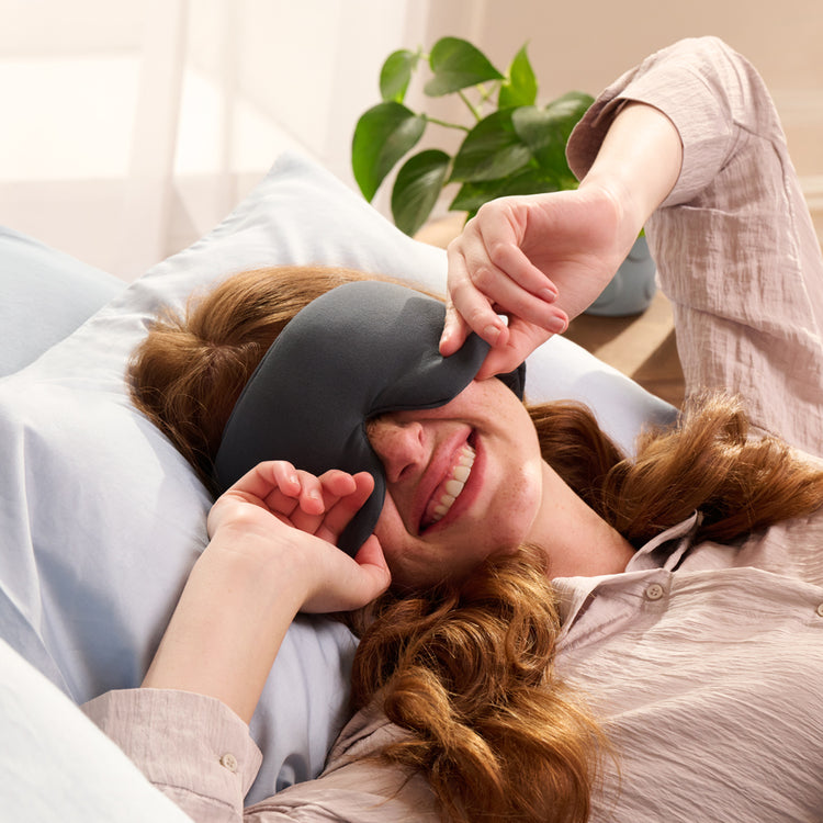 feel refreshing morning with weighted eye mask