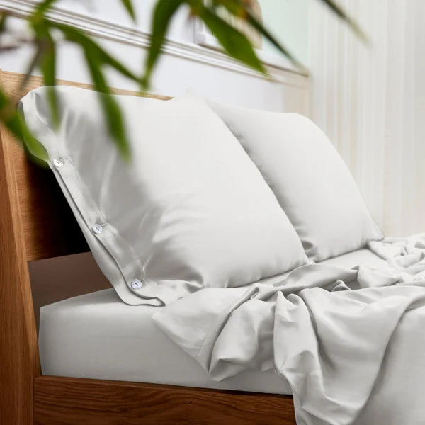 white bearaby bamboo sheet with pillow cover