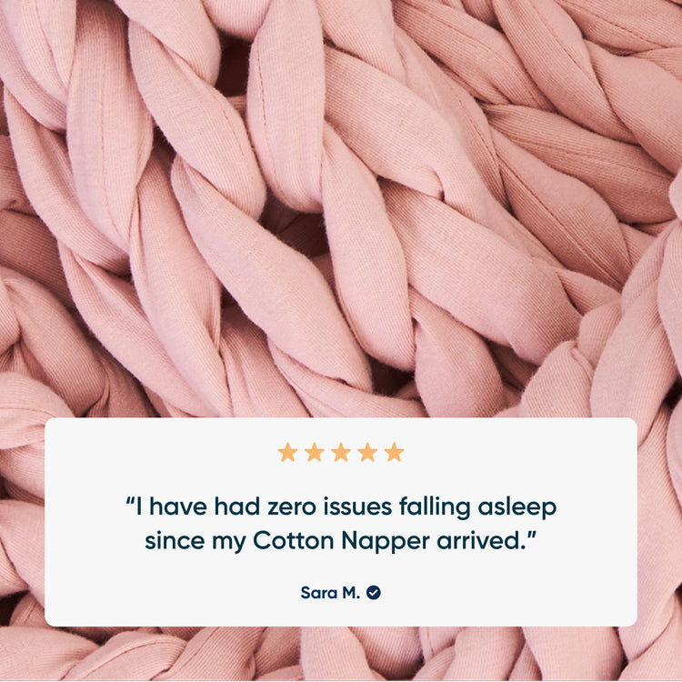 Evening Rose chunky knit blanket with a five-star rating text overlay
