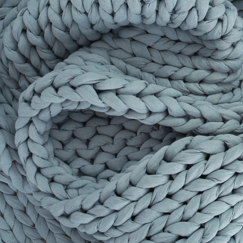 bearaby tencel bluebell blanket - bluebell